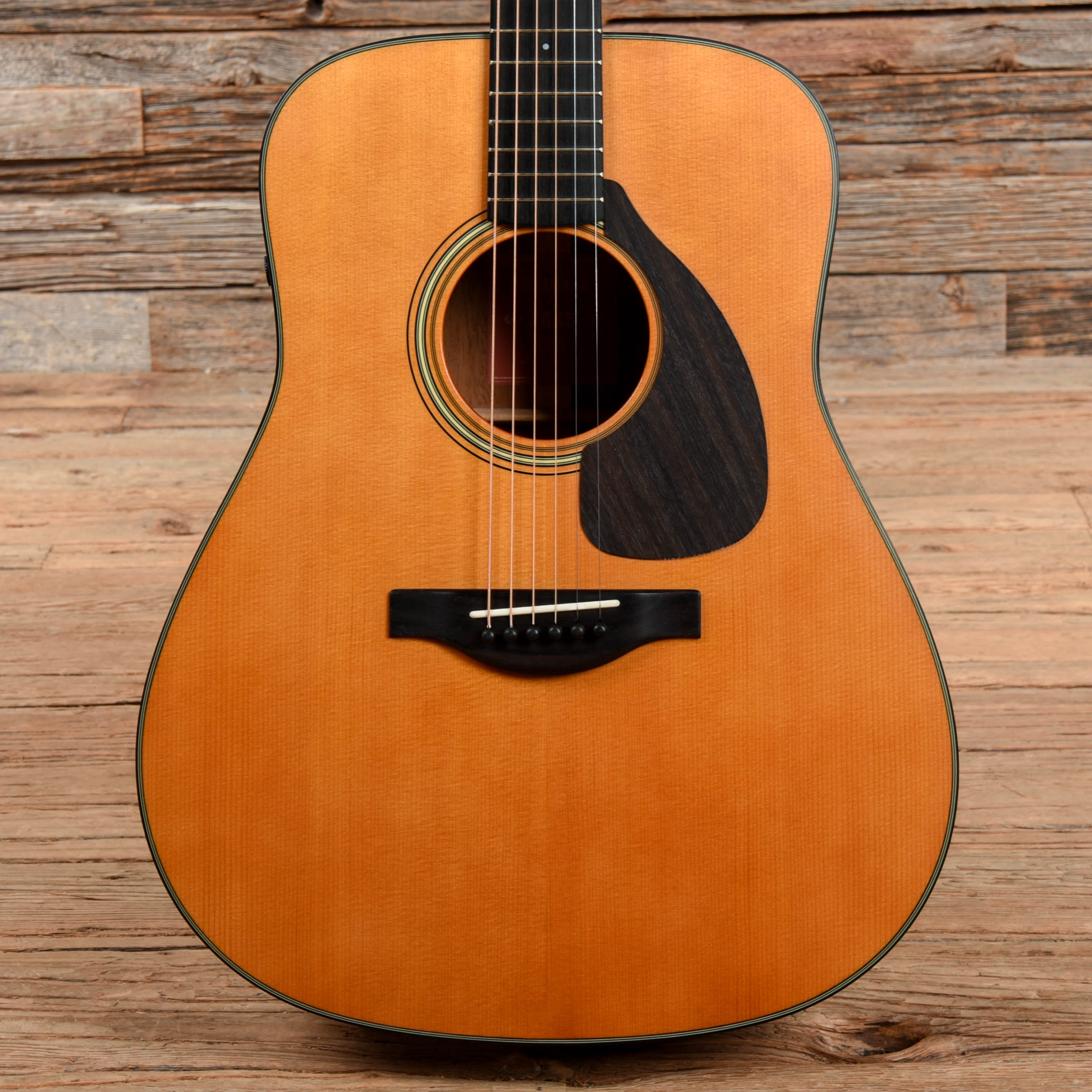 Yamaha FGX5 Red Label Natural – Chicago Music Exchange
