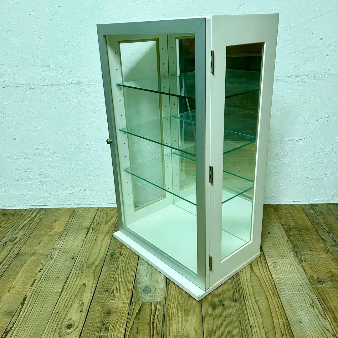ガラス ショーケース コレクションケース　白a Amazon.co.jp: コレクションケース フィギュアケースショーケース