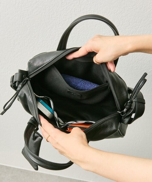 ear PAPILLONNER（イア パピヨネ） ボストンバッグ 「インフルエンサー