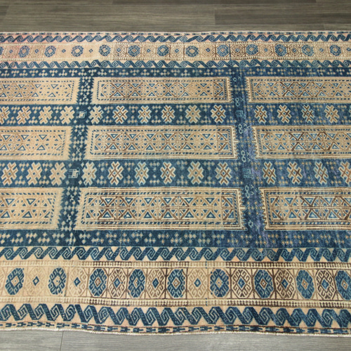 藍色が美しいトルクメン手織り絨毯 アンティークラグ 草木染め