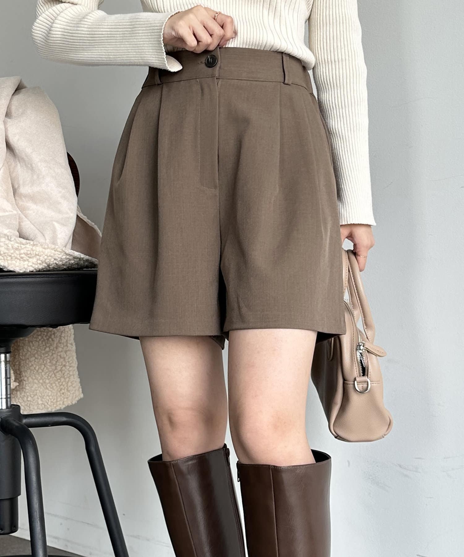 タックハーフパンツ | Thevon.(ゼヴォン)レディース | PAL CLOSET(パル