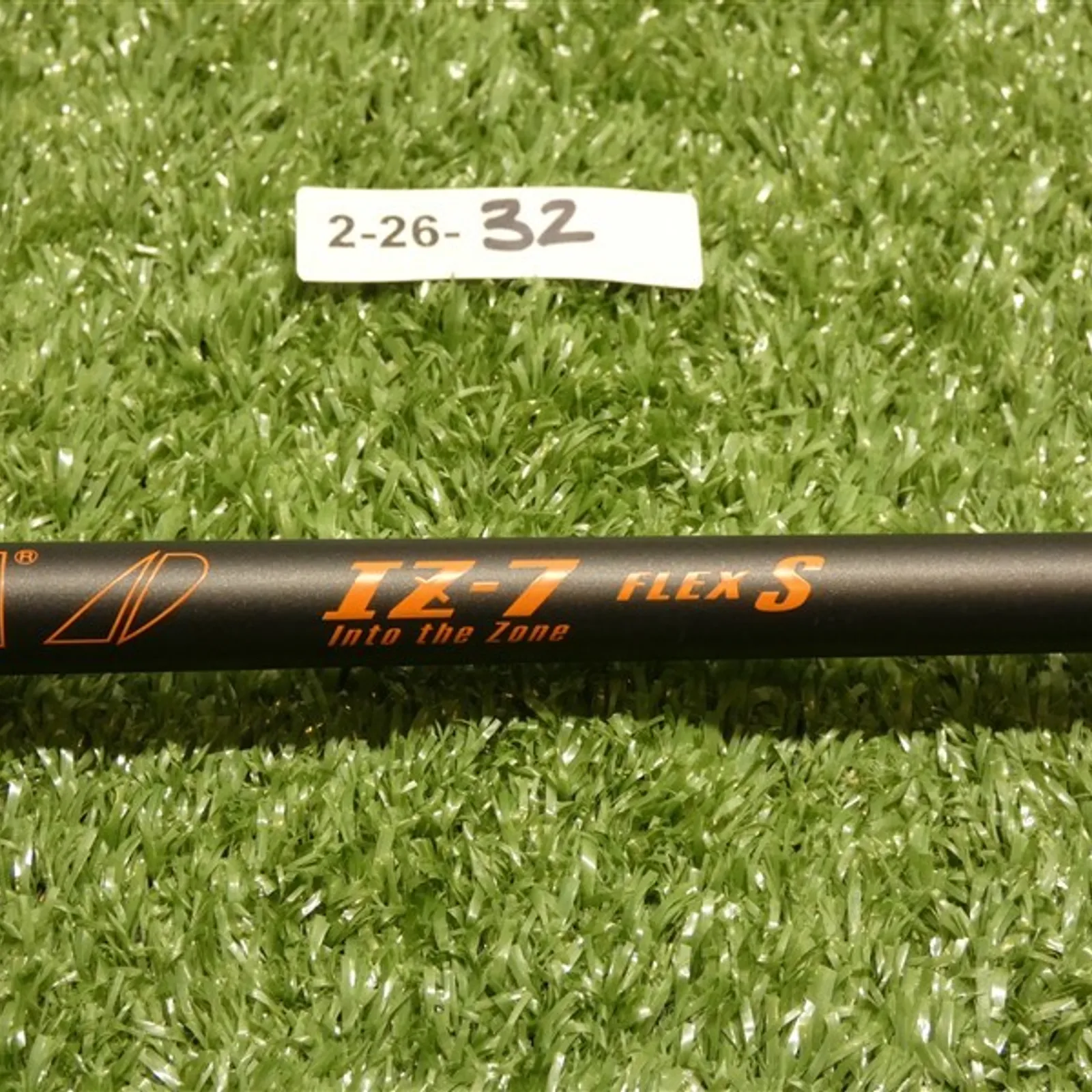 TaylorMade Graphite Design Tour AD IZ-7 S Stiff Driver Shaft 44.75