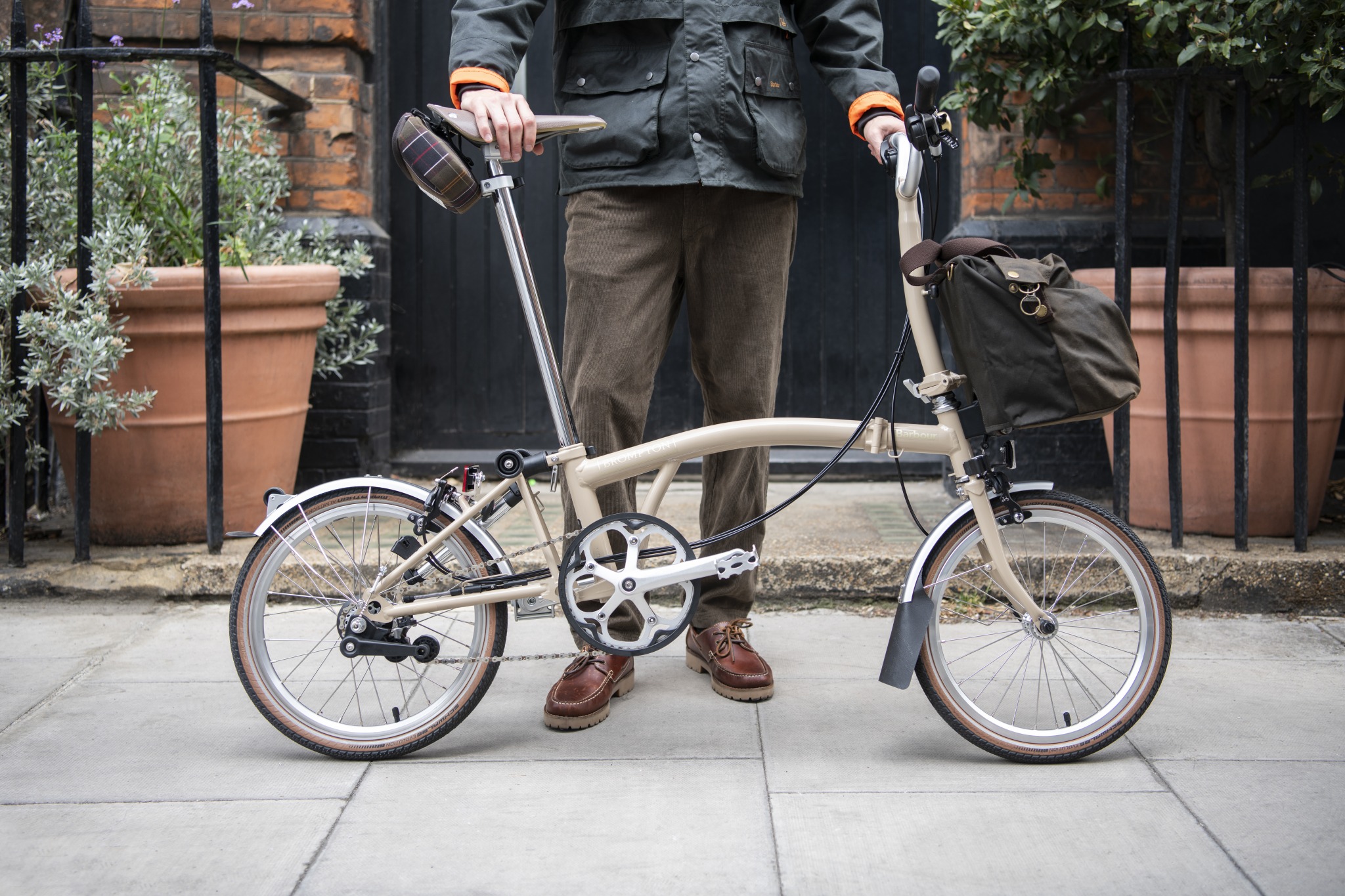 BROMPTON×Barbour のコラボレーション – cyclemark サイクルマーク