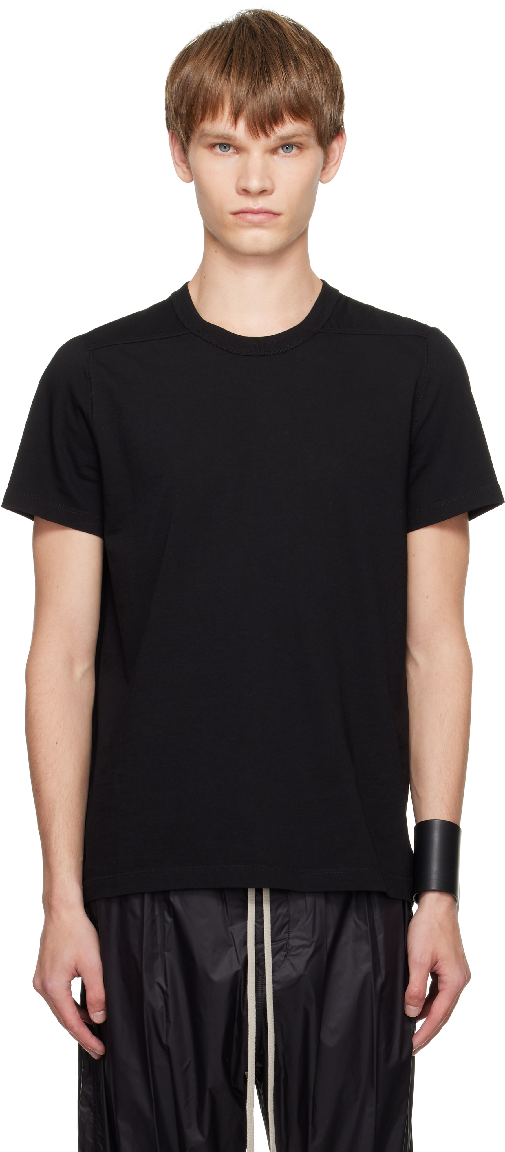 Rick Owensのブラック Concordians Short Level Tシャツがセール中