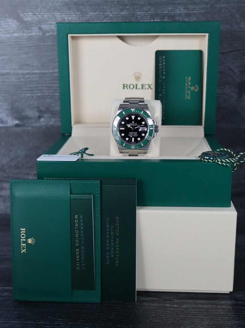39672: Rolex Submariner 41 , Ref. 126610LV, 2021 Full Set – Paul