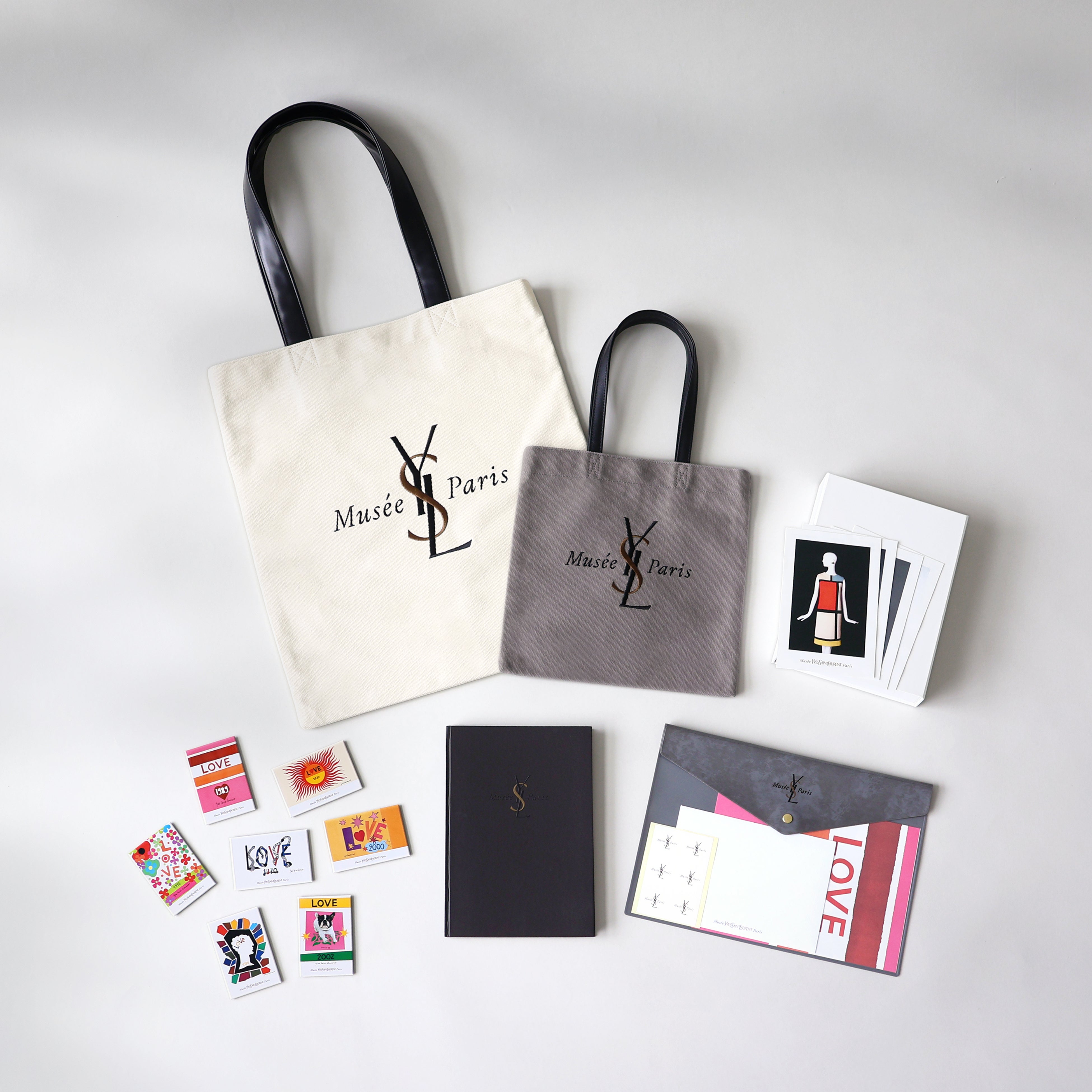 イヴ・サンローラン展 時を超えるスタイル」夜間開館、追加のお知らせ