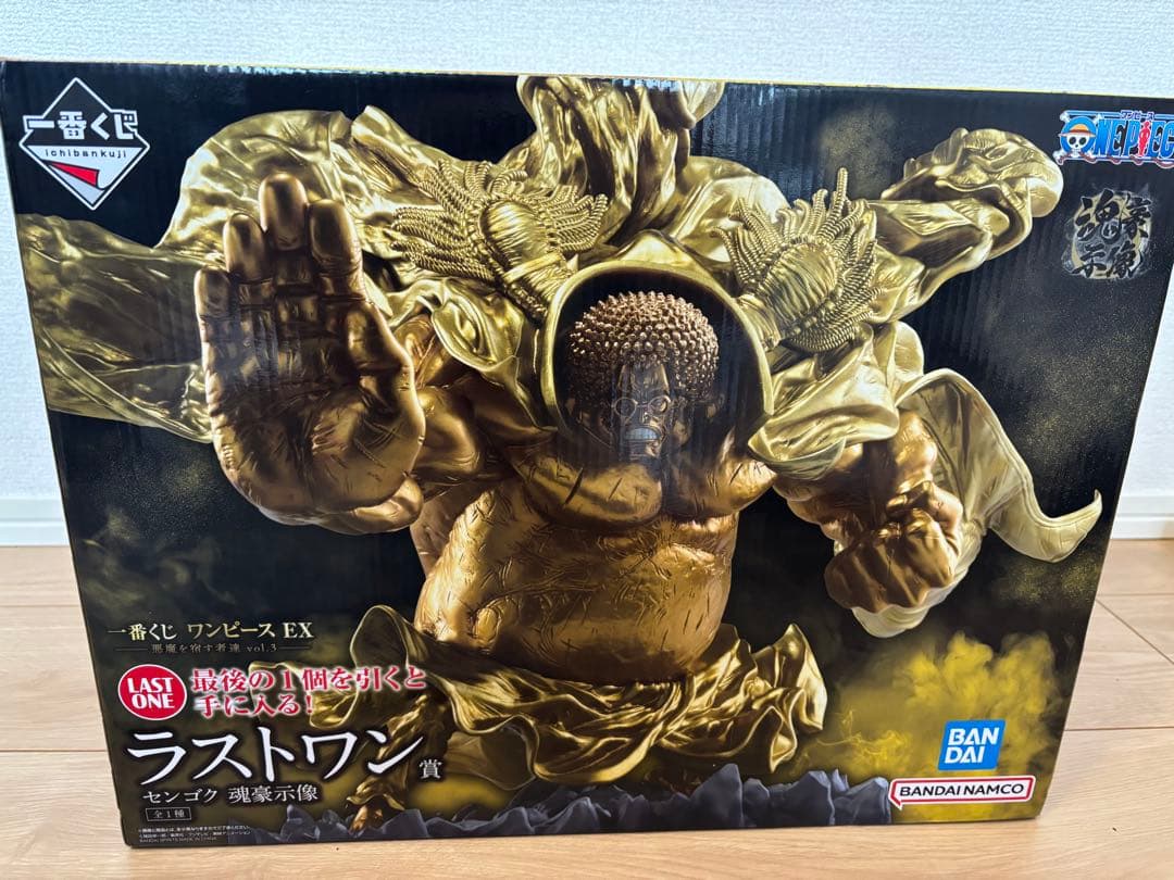 ワンピース 一番くじ ラストワン センゴク 一番くじ ワンピース EX 悪魔を宿す者達 vol.3」のラストワン賞は黄金