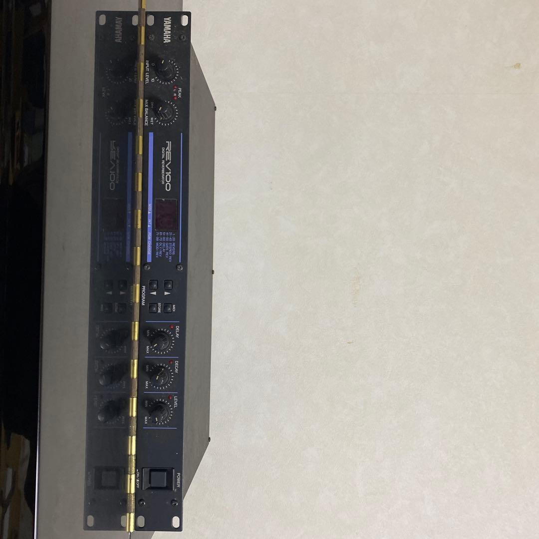 YAMAHA デジタルリバーブレーター　100 YAMAHA REV100 Digital Reverberator Effect Processor 2 Channel