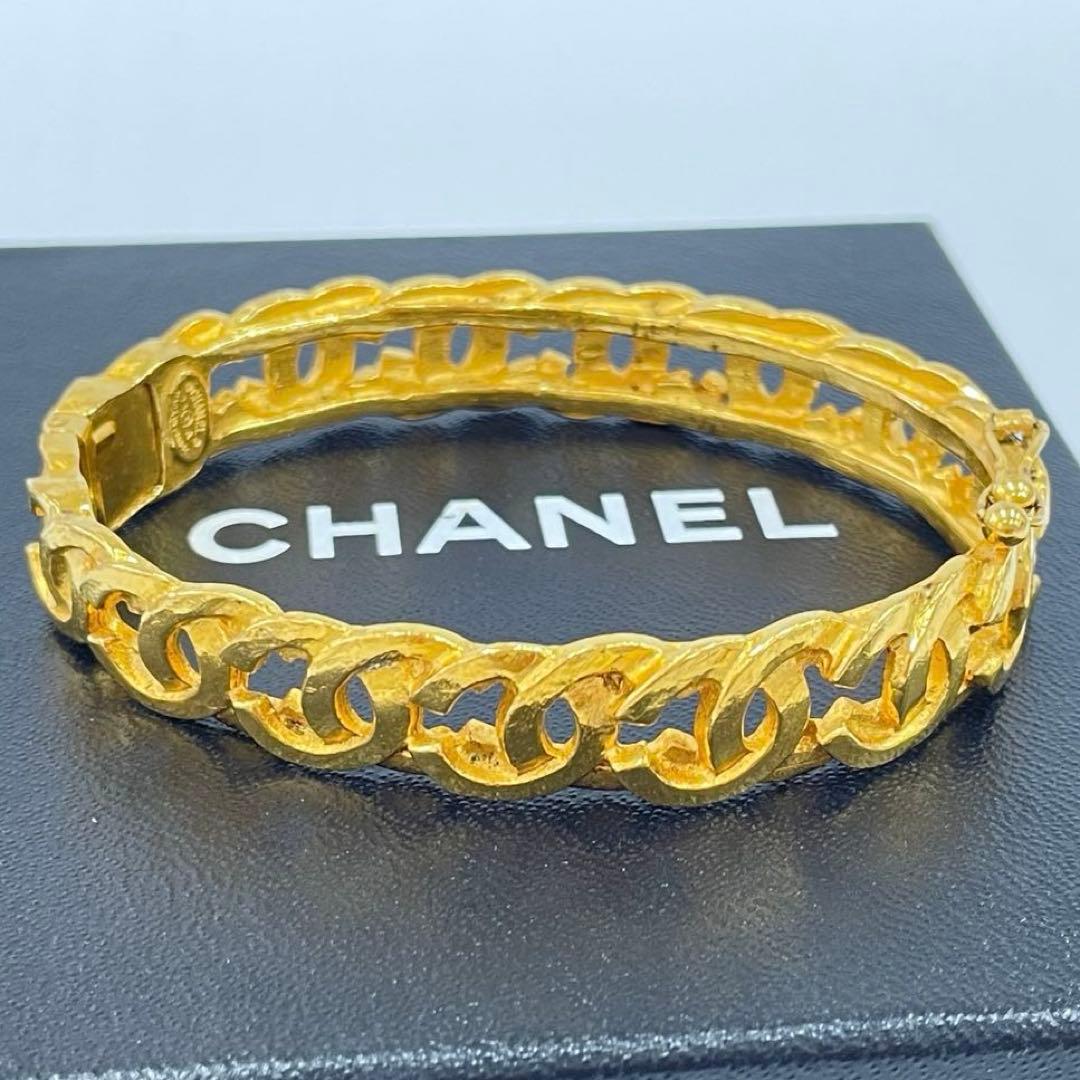 CHANEL シャネル　ブレスレット　ヴィンテージ　バングル　【匿名配送】 CHANEL（シャネル） バンブーバングル ヴィンテージ ゴールド