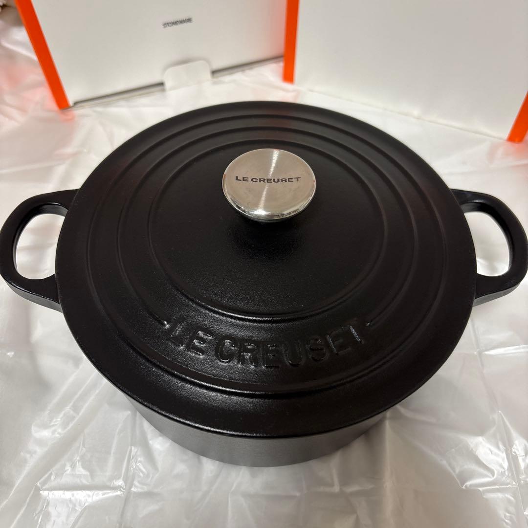 ル・クルーゼ　ココットロンド　18 マットブラック シグニチャー ココット・ロンド 18cm マットブラック (ブラックマット