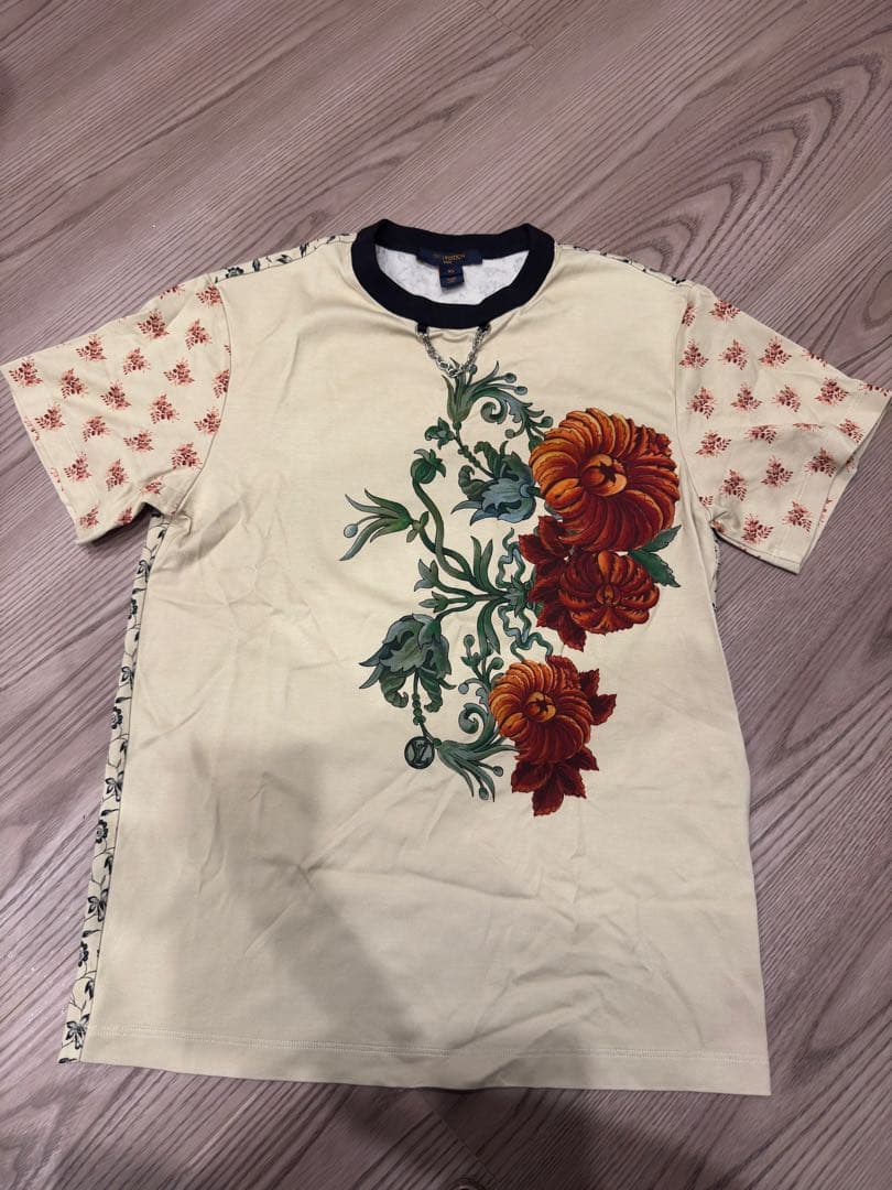 ルイヴィトン　花柄プリント Tシャツ 半袖　2021春夏 LOUIS VUITTON（ルイ・ヴィトン） 半袖Tシャツ ヴァージルアブロー