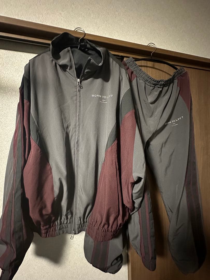 LYFT トラックジャケットXLサイズ セットアップ Oversize Round Separate Track Jacket - Black – LÝFT