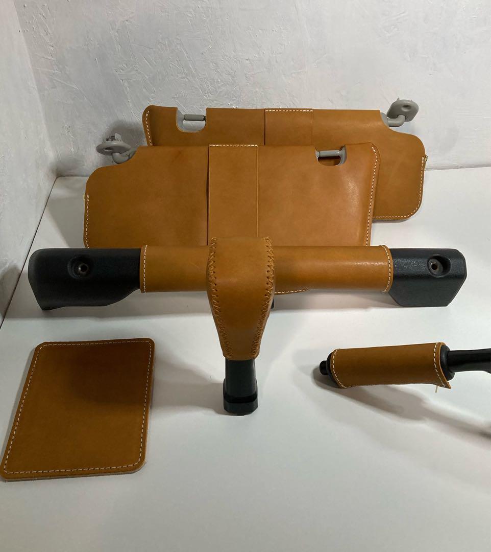 しーずー◇新型ジムニー5点セット◇キャメル◇ステッチ白、キャメル ジムニー ［MT/AT共通・キャメル］ 3Dラゲッジマット スズキ ノマド 5