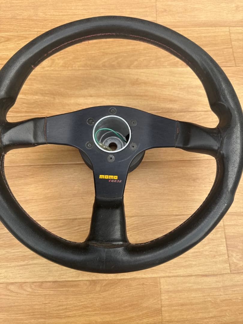 MOMO CORSE D35 ステアリング 91年製 MOMO CORSE D35 ステアリング 91年製MOMO CORSE D35 ステアリング 91年