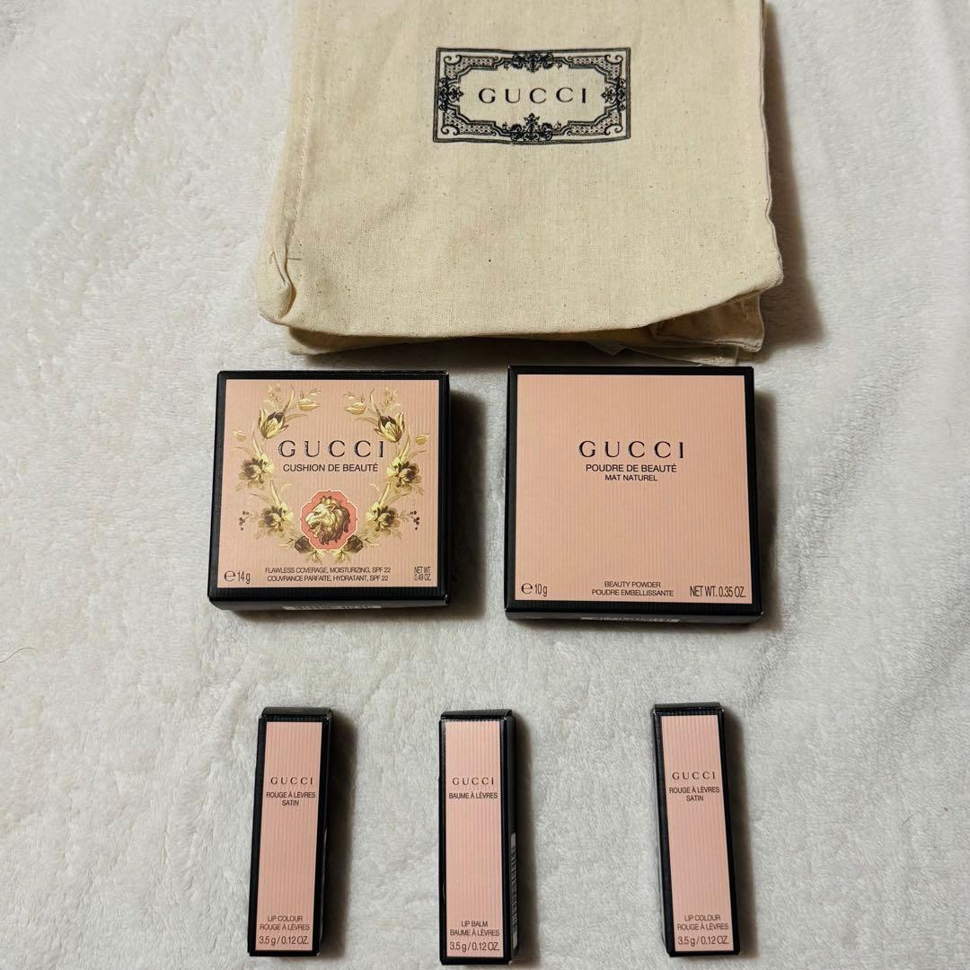 a*9様 Gucciリップ３本クッションファンデーションフェイスパウダートート計 グッチ ビューティ初のクッションファンデ、多彩なネイルカラー＆人気