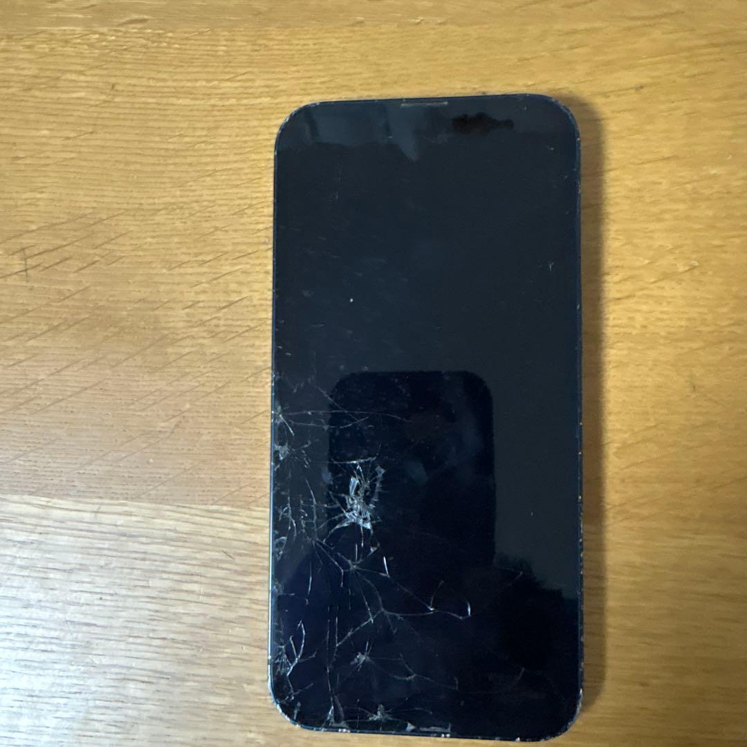 iPhone 13本体 画面ひび割れ　ジャンク品 画面割れiPhone、ジャンク品当店で買取致します！！【iPhone 買取 富山