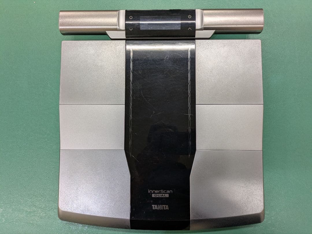 tanita タニタ 体組成計 innerscan dual rd-800 Amazon | タニタ 体組成計 部位別 日本製 RD-800-BK 筋肉の質が分かる