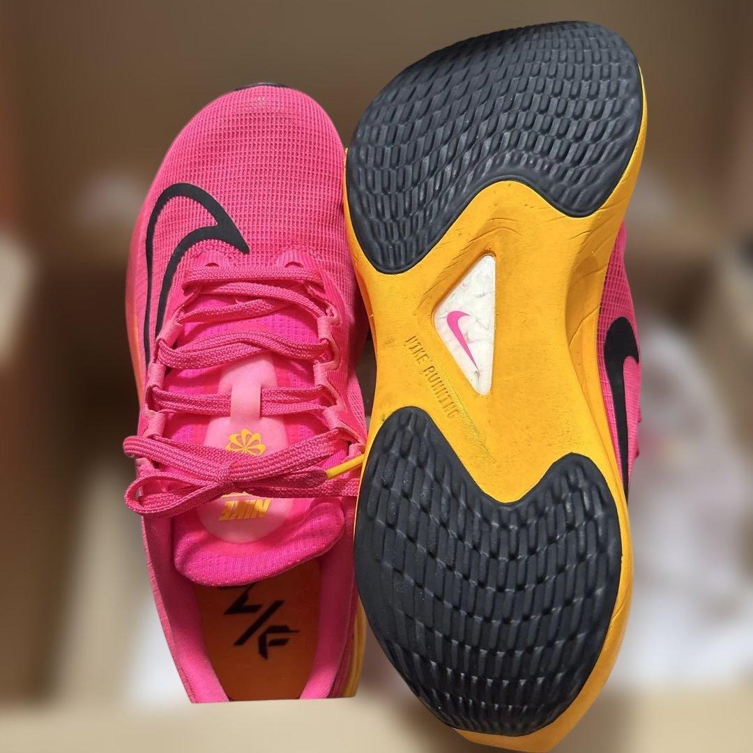 ズームフライ5 26センチ　ピンク Amazon | [ナイキ] ズーム フライ 5 ZOOM FLY 5 ハイパーピンク