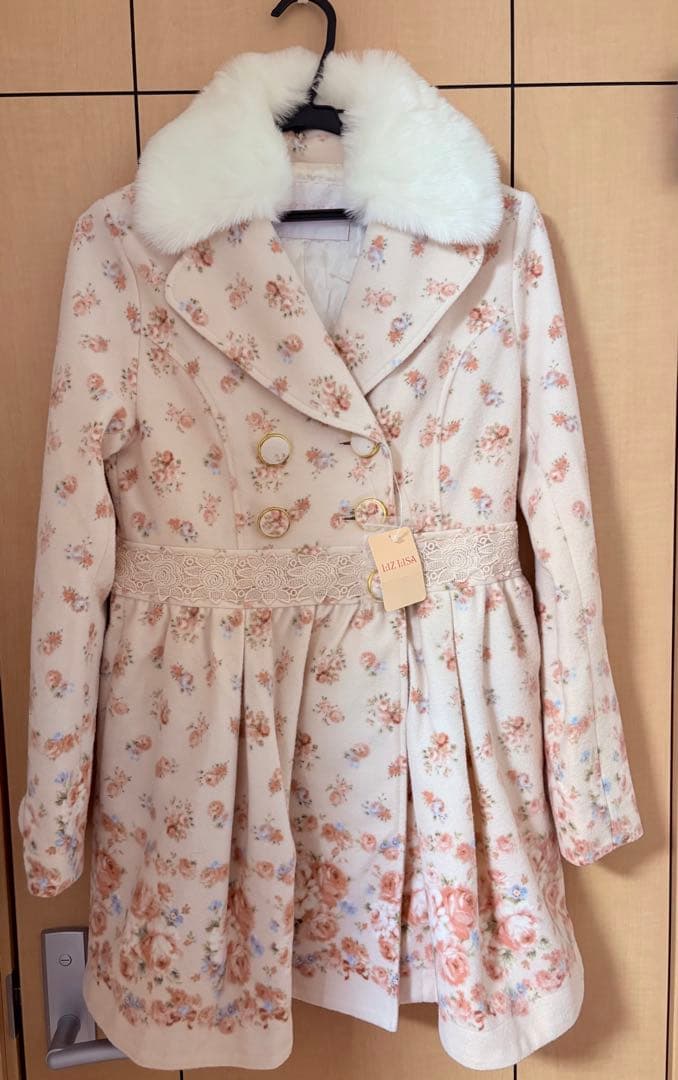 LIZ LISAのファー付き花柄コート Liz lisa コート｜Yahoo!フリマ（旧PayPayフリマ）