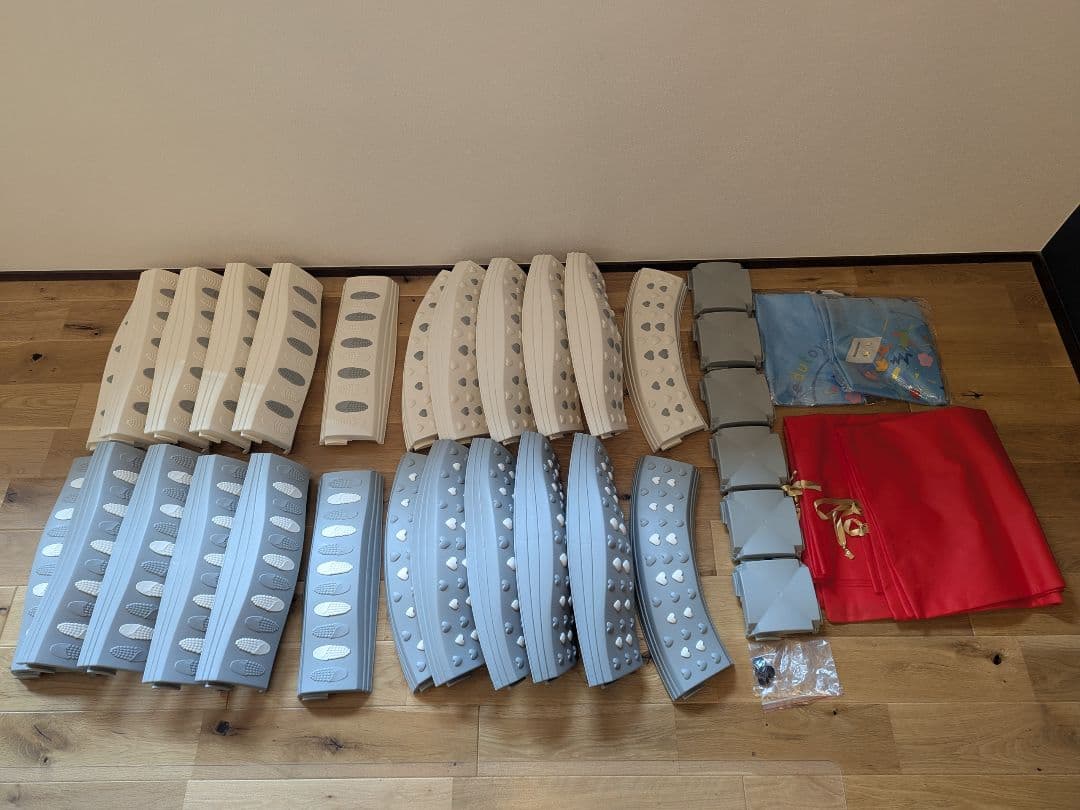 【最終価格】知育玩具　平均台　体幹　トレーニング　30ピース バランスブロック (10ピース) 子供用 キッズ 平均台 筋力 室内遊び