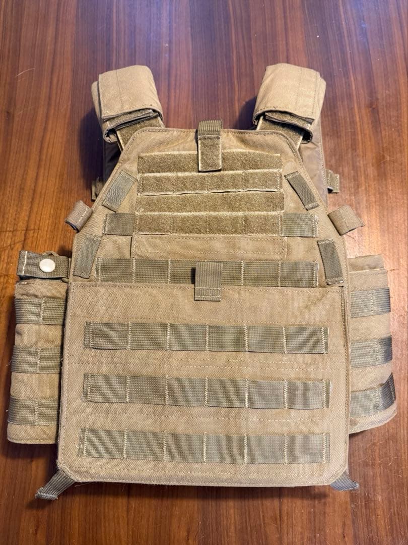 実物 LBT6094Aプレートキャリア 美品 LBT プレートキャリア Modular Plate Carrier 6094A [ コヨーテ